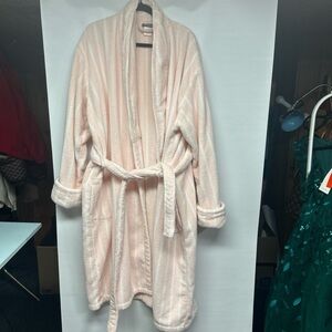 Brooklinen Soft Pink Belted Robe
